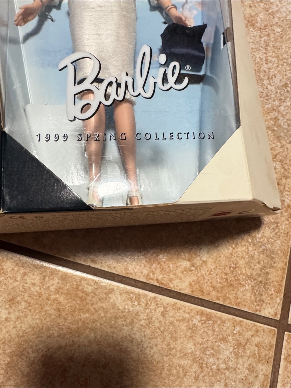 Barbie Spring in Tokyo- 1999 Spring Collection - Picture 2 of 8